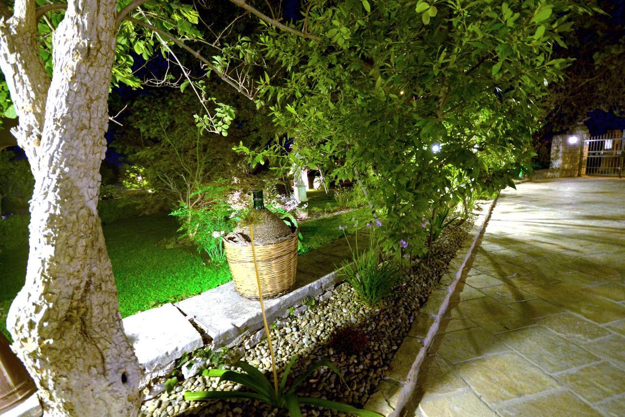 Villa Petra Chiara Locorotondo Bagian luar foto