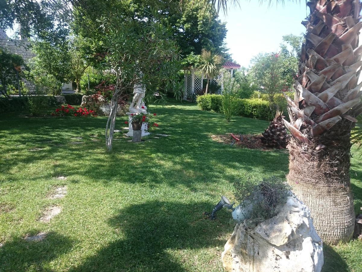 Villa Petra Chiara Locorotondo Bagian luar foto