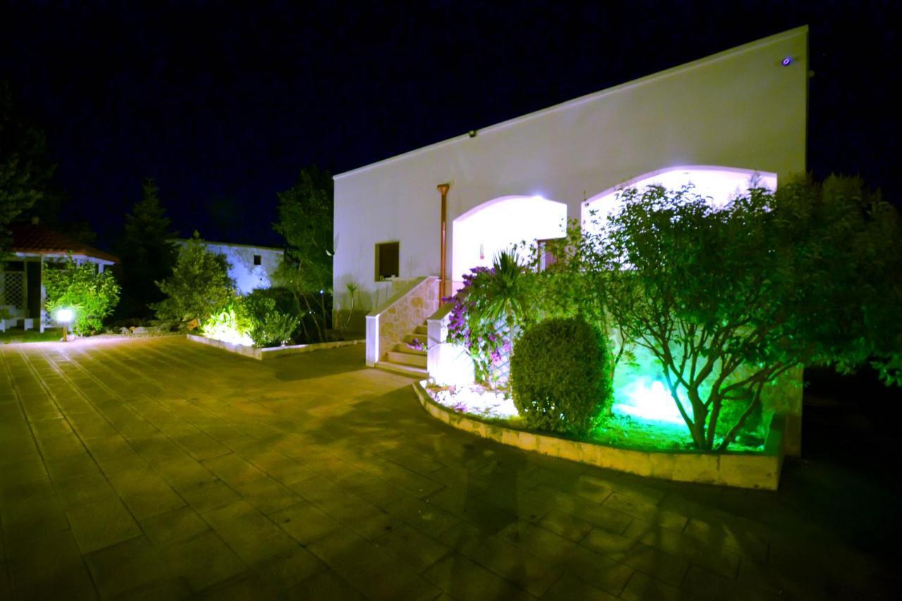 Villa Petra Chiara Locorotondo Bagian luar foto
